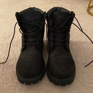 All black Timberlands